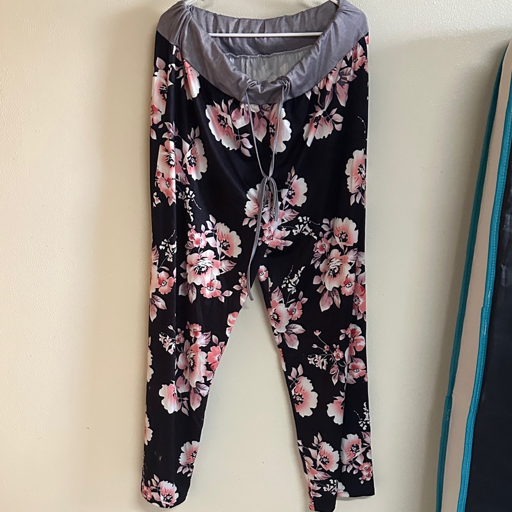 Floral lounge pants